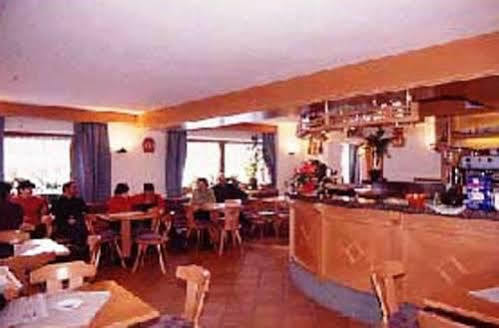 Hotel Vael Vigo di Fassa Exterior photo