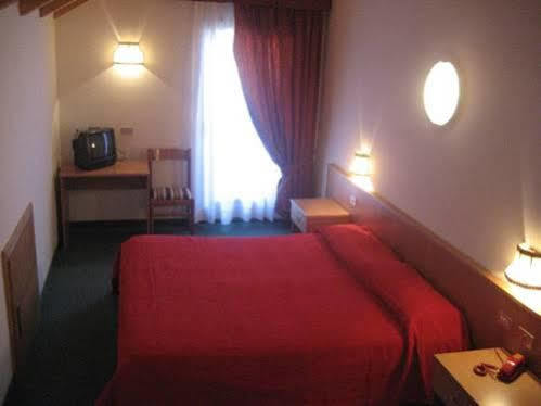 Hotel Vael Vigo di Fassa Exterior photo